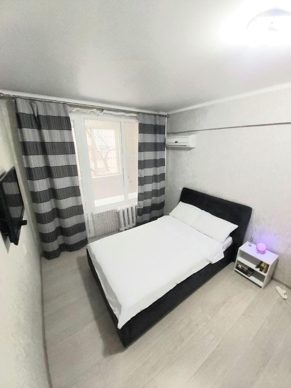 Apartment отличная со всеми удобствами.