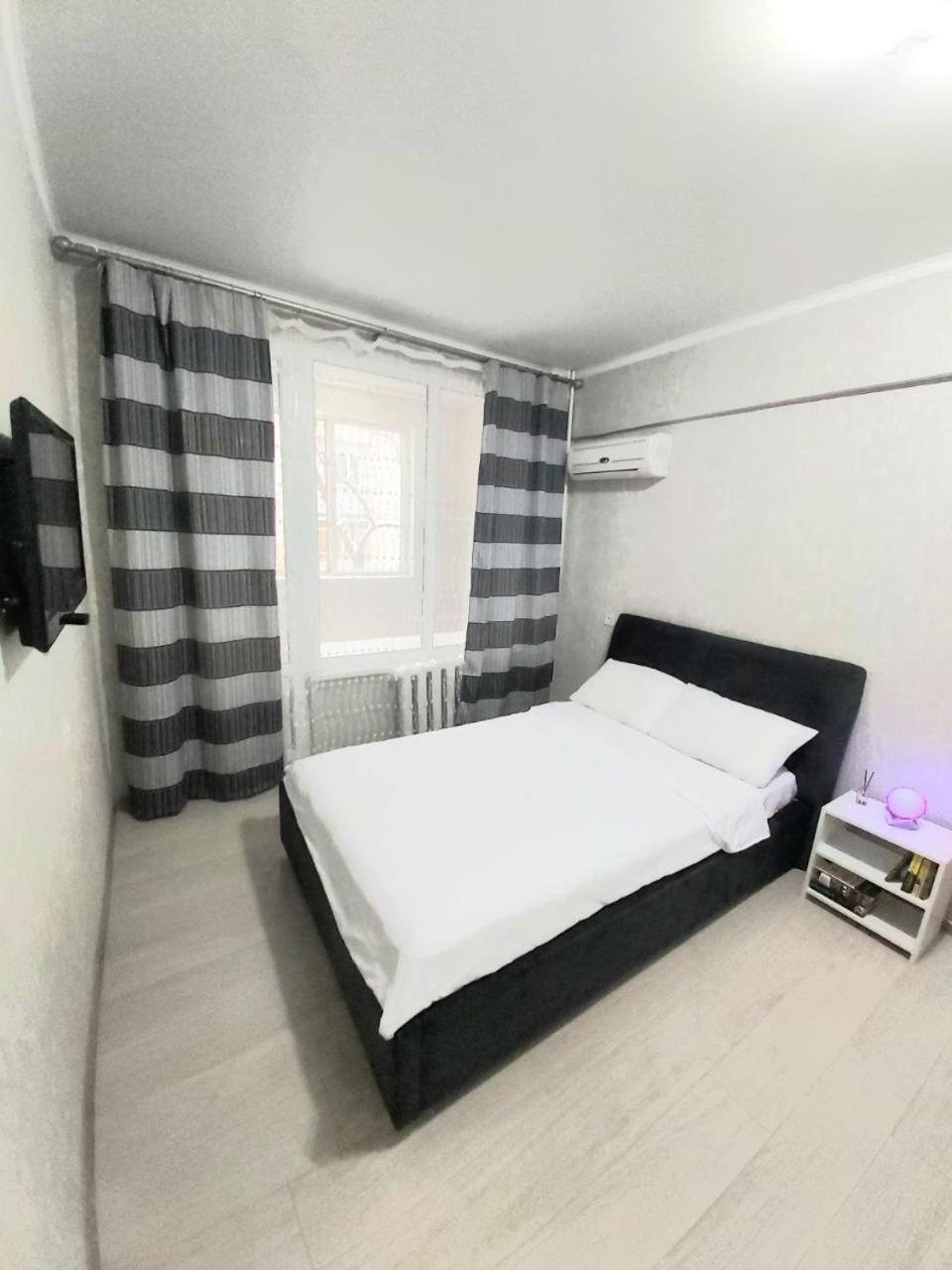 отличная со всеми удобствами. Apartment *